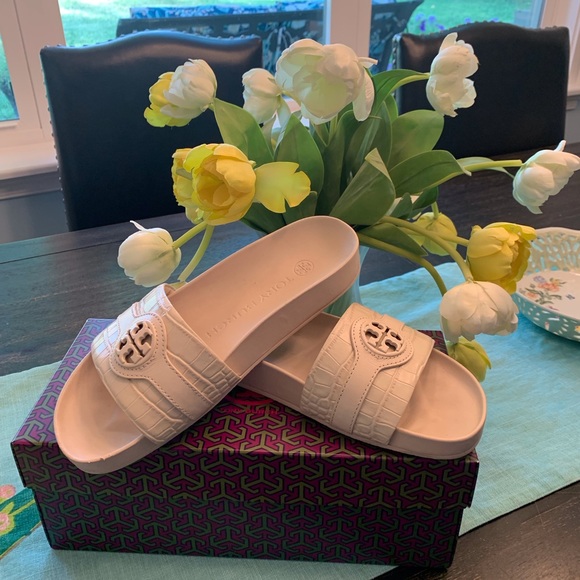 Tory Burch Shoes - Tory Burch sandals size 7